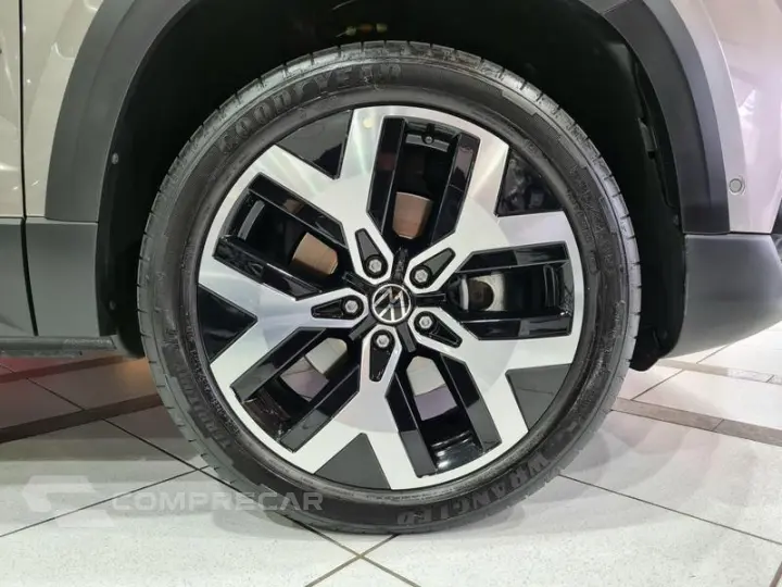 TAOS 1.4 250 TSI HIGHLINE