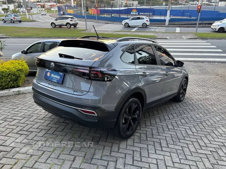 Nivus Highline 1.0 200 TSI Flex Aut.