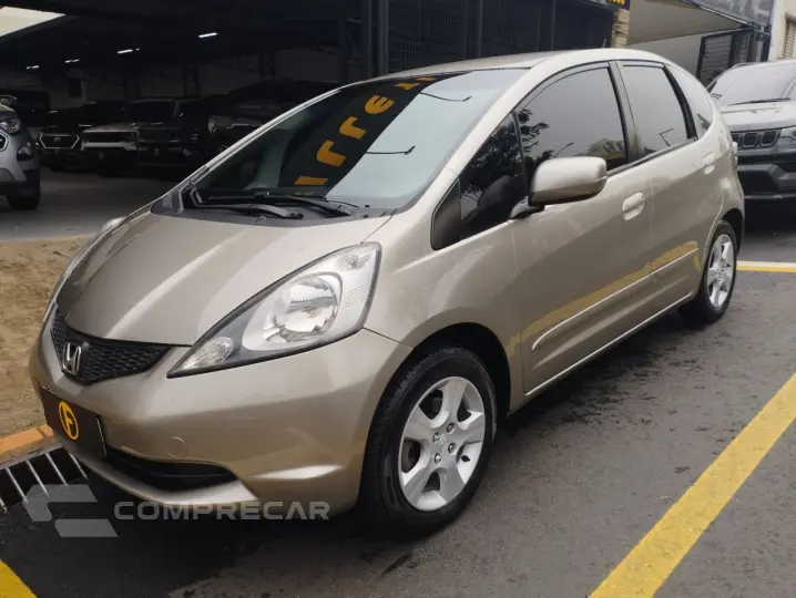 Fit 1.4 16V 4P LX FLEX