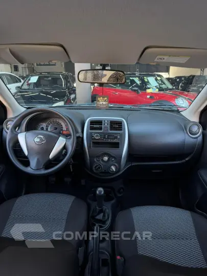 VERSA 1.0 12V FlexStart 4p Mec.