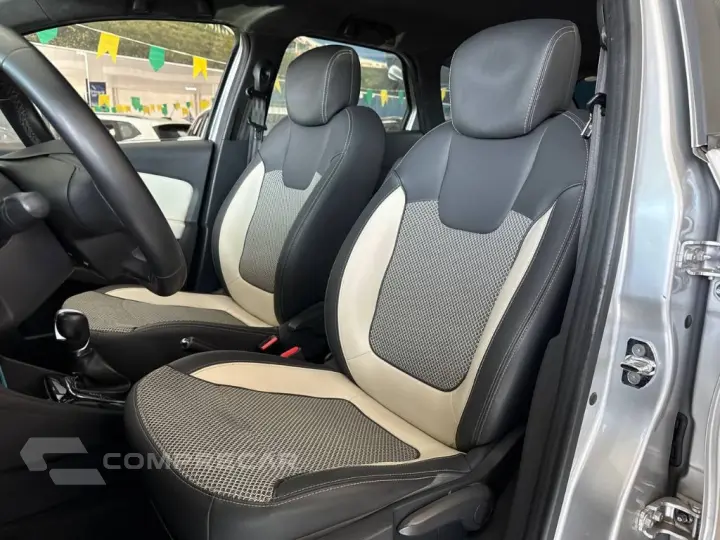 CAPTUR Intense 1.6 16V Flex 5p Aut.