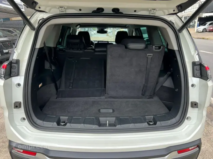 COMMANDER 1.3 T270 Turbo Longitude