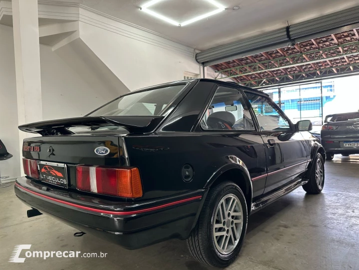 ESCORT 1.8 XR3 8V