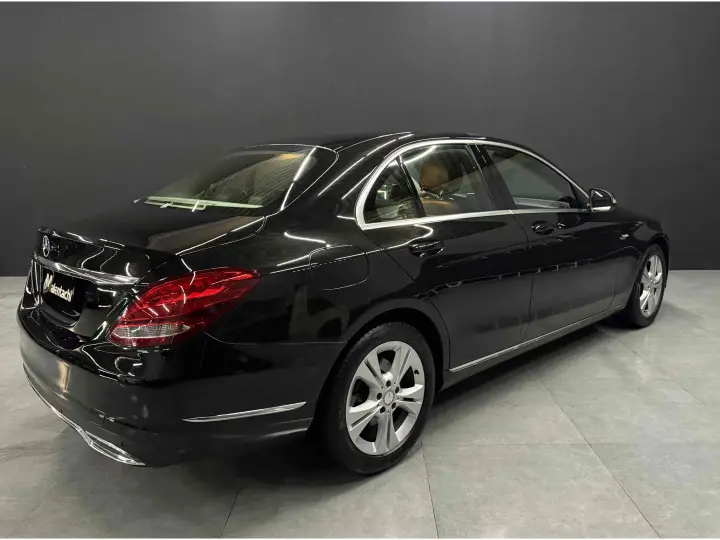 C 180 1.6 CGI 16V TURBO GASOLINA 4P AUTOMÁTICO