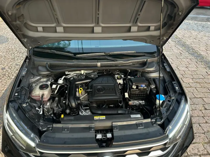 Nivus Highline 1.0 200 TSI Flex Aut.