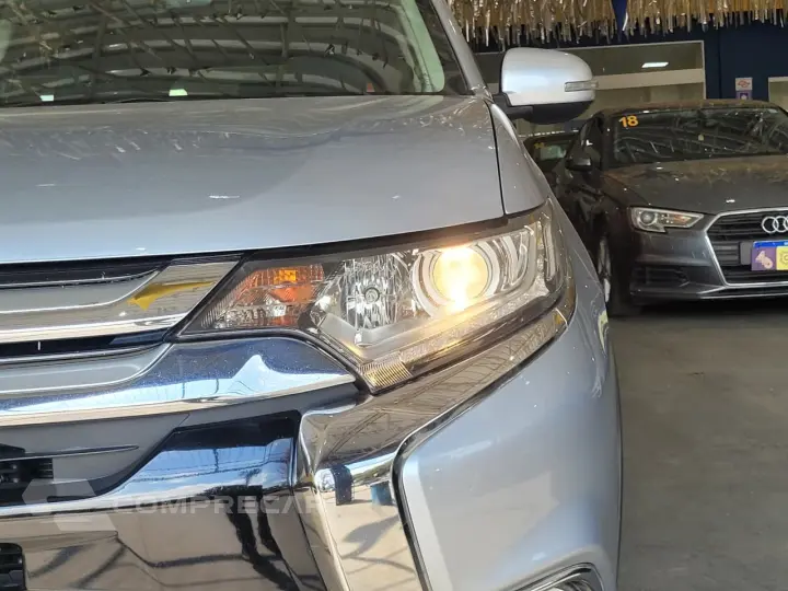 OUTLANDER 2.0 16V 160cv Aut.