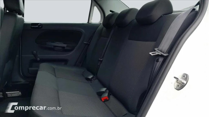 VOYAGE 1.0 12V MPI TOTALFLEX 4P MANUAL