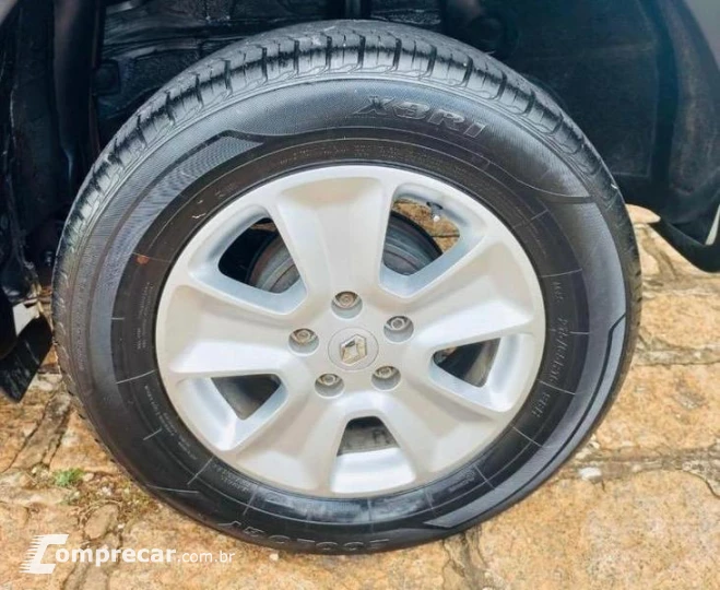 DUSTER 16 D 4X2