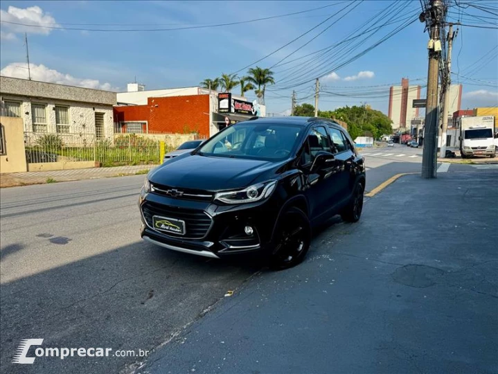 TRACKER 1.4 16V Turbo Midnight