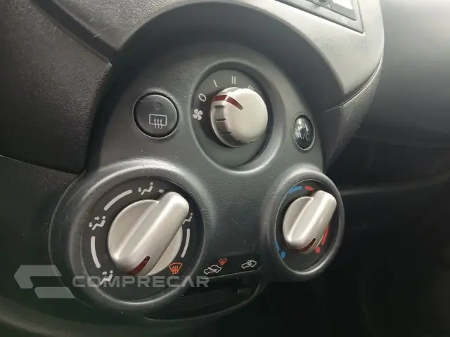 VERSA - 1.6 16V SL 4P MANUAL