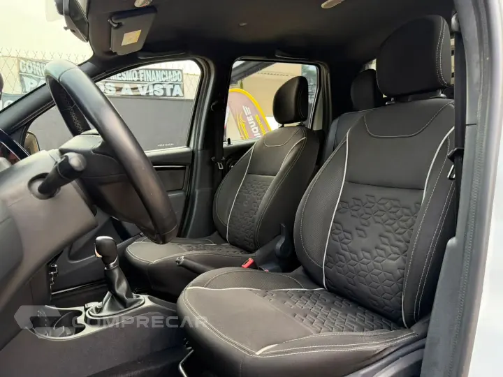 Duster Oroch 2.0 16V Flex Dynamique 4P Automático