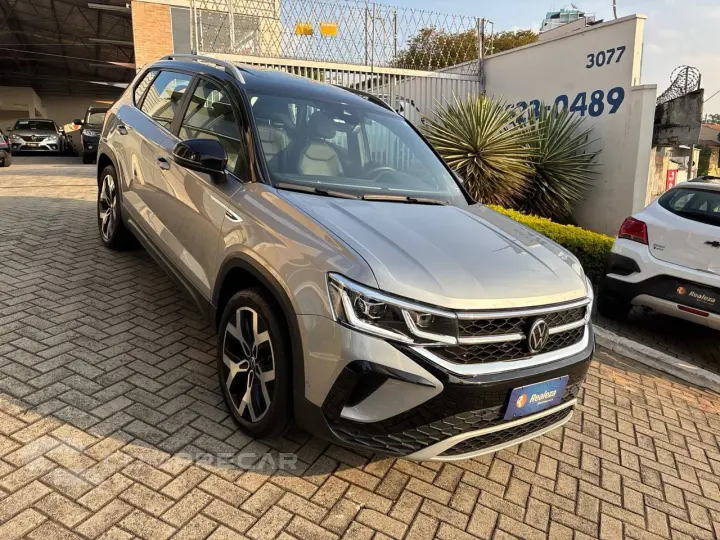 TAOS Highline 1.4 250 TSI Flex Aut.