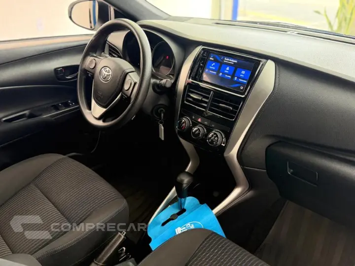 YARIS XL Live 1.3 Flex 16V 5p Aut.