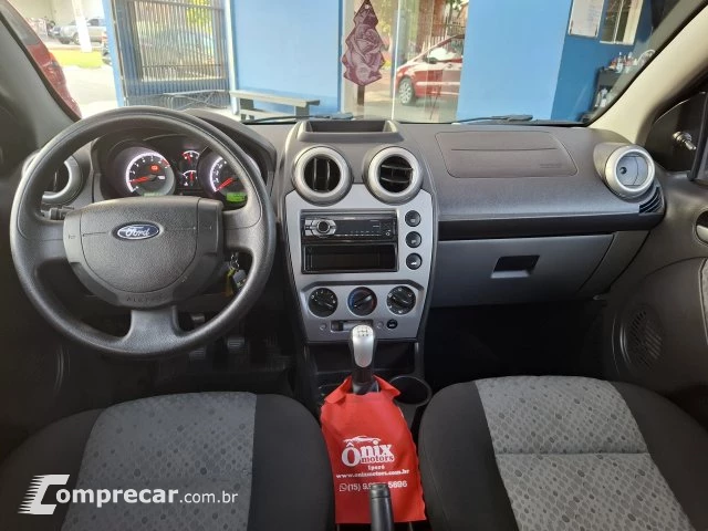 FIESTA HATCH - 1.6 ROCAM SE PLUS 8V 4P MANUAL