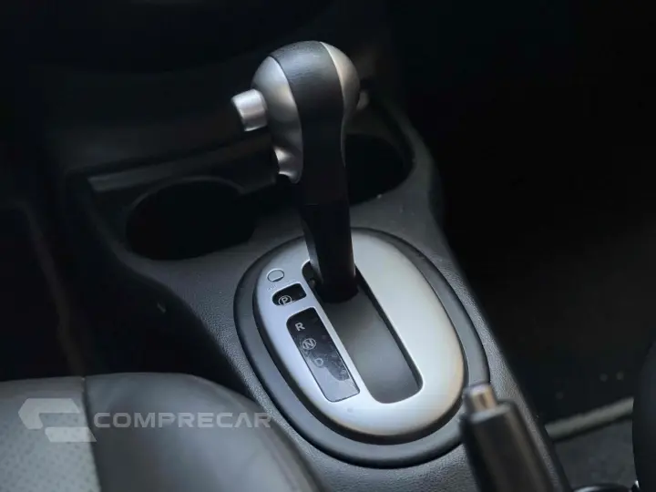 VERSA 1.6 16V FLEX UNIQUE 4P XTRONIC