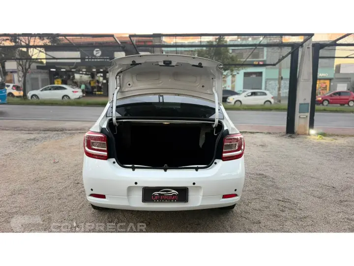 LOGAN 1.6 EXPRESSION 8V FLEX 4P MANUAL