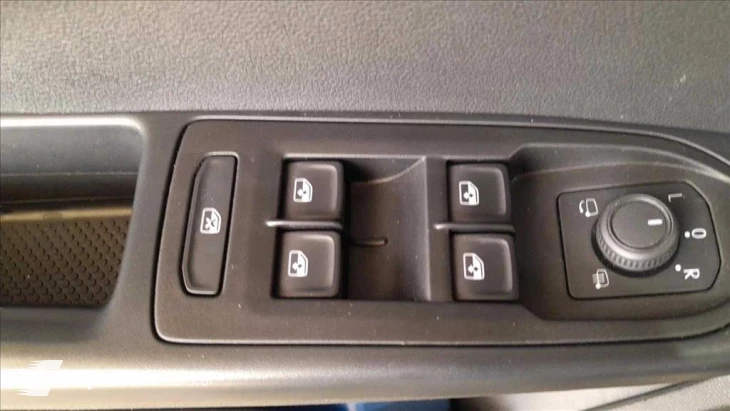 TAOS 1.4 250 TSI TOTAL FLEX HIGHLINE AUTOMÁTICO