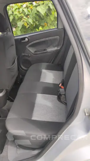 Fiesta sedã  1.6