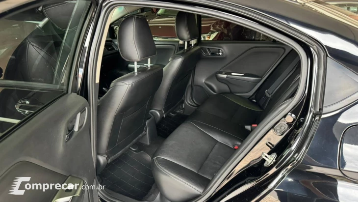 CITY 1.5 LX Sedan 16V