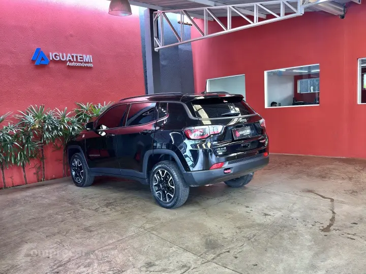 COMPASS 2.0 16V DIESEL TRAILHAWK 4X4 AUTOMÁTICO