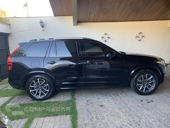 XC90 2.0 T6 Momentum AWD Geartronic