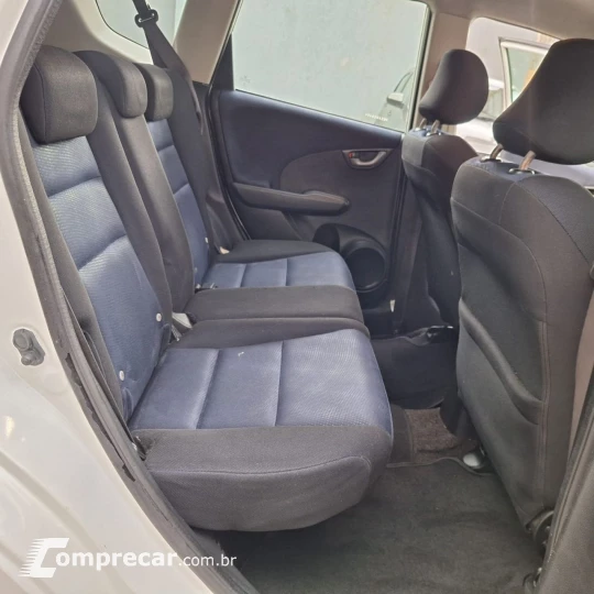 Fit 1.4 16V 4P LX FLEX