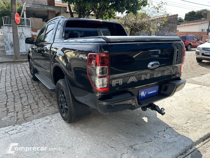 RANGER 2.2 Black 4X2 CD 16V