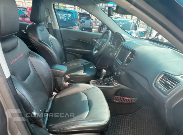 COMPASS 2.0 16V Trailhawk 4X4