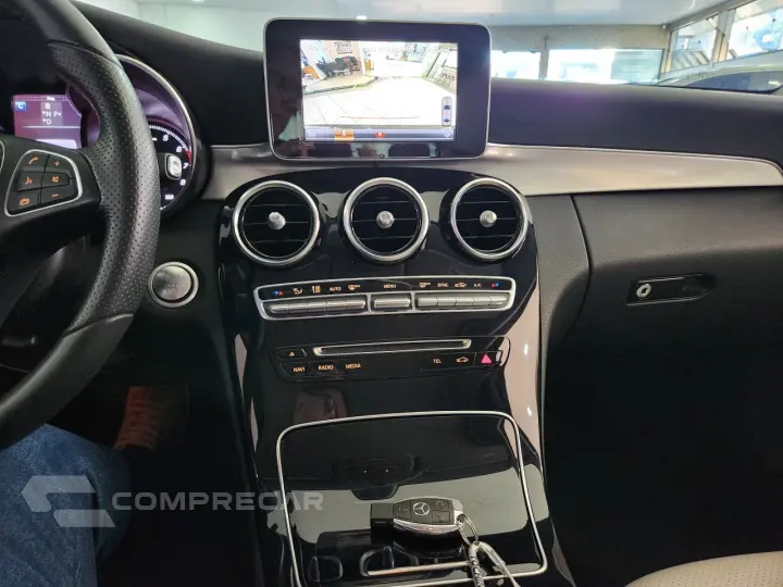 C 180 1.6 16V 4P CGI AVANTGARDE TURBO AUTOMÁTICO