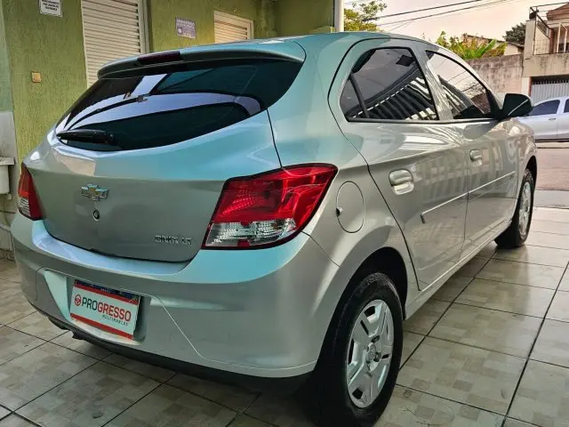 ONIX - 1.0 MPFI LT 8V 4P MANUAL