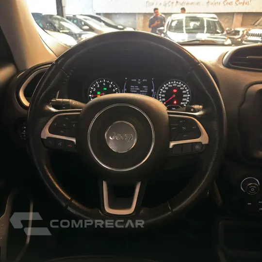 Renegade Longitude 1.8 4x2 Flex 16V Aut.