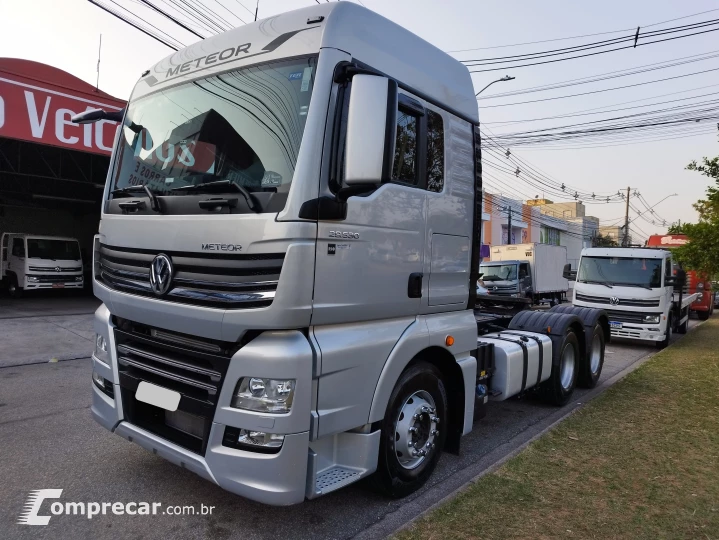 Meteor 29.530 6x4 + Kit caçamba