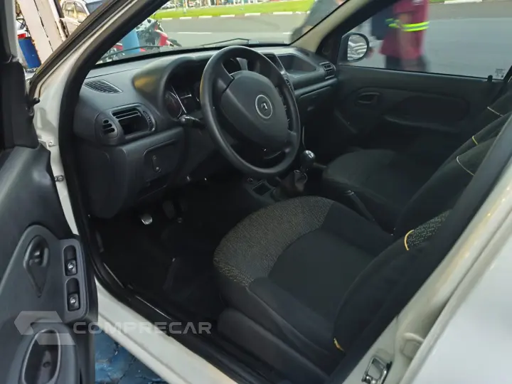 CLIO 1.0 Expression 8V
