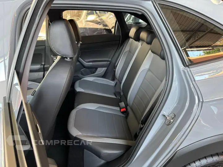 Nivus Highline 1.0 200 TSI Flex Aut.