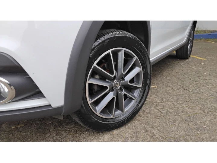 SANDERO 1.6 16V SCE FLEX INTENSE X-TRONIC