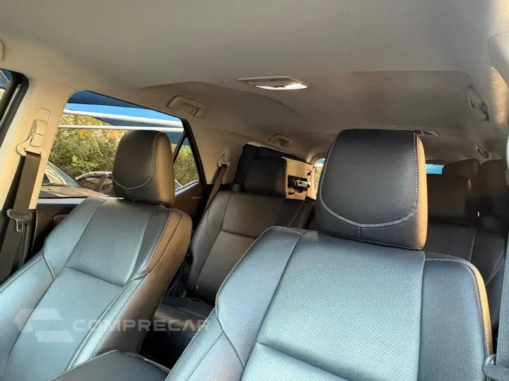HILUX SW4 2.8 D-4d Turbo SRX 7L 4X4