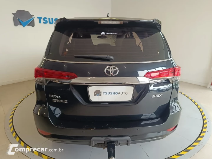 HILUX SW4 2.8 SRX 4X4 7 LUGARES 16V TURBO INTERCOOLER  4P AU