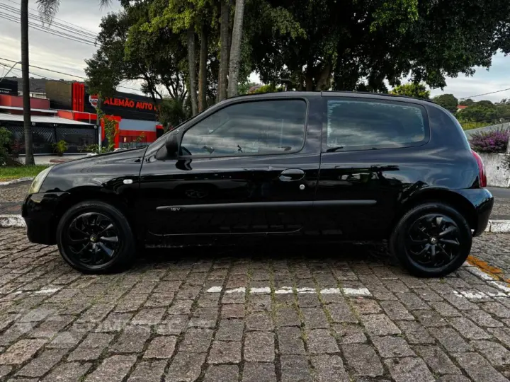 Clio Hi-Flex 1.0 16V 3p