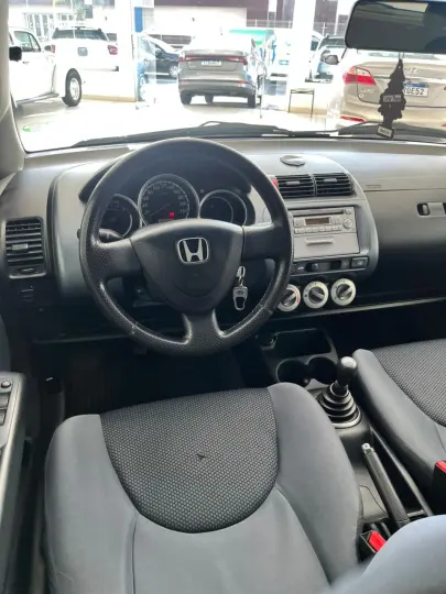 Fit 1.4 16V 4P LXL