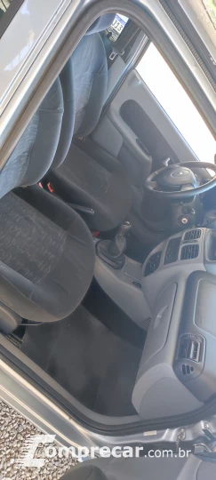 CLIO 1.6 Privilège 16V