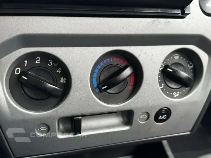 FIESTA 1.6 MPI Class Sedan 8V