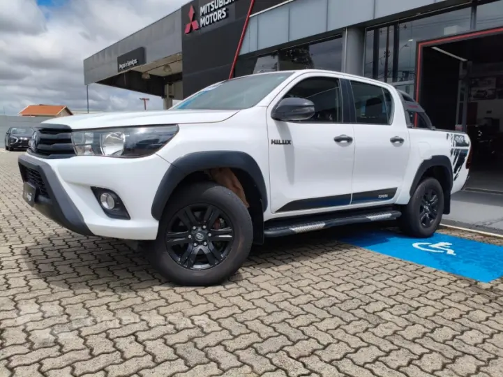 HILUX 2.8 SR Challenge 4X4 CD 16V