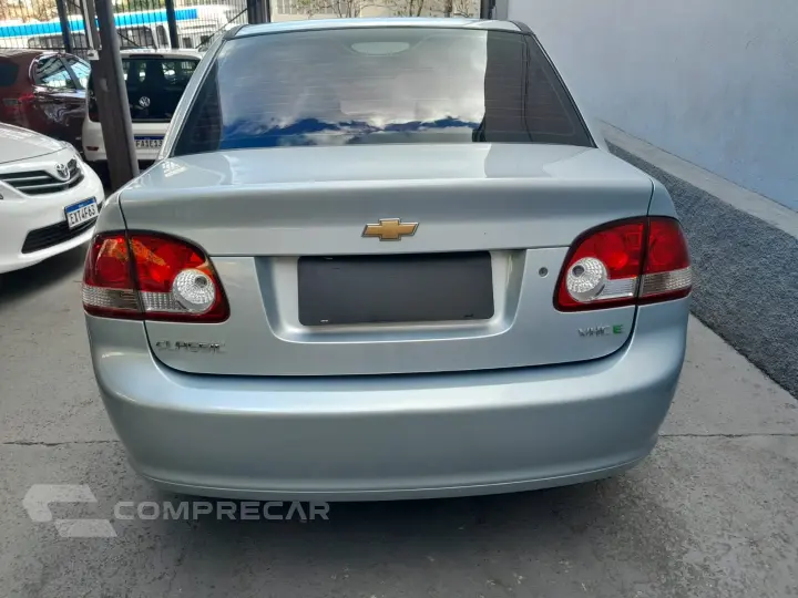 CLASSIC 1.0 MPFI Sedan 8V