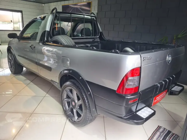 STRADA 1.8 MPI Trekking CS 8V