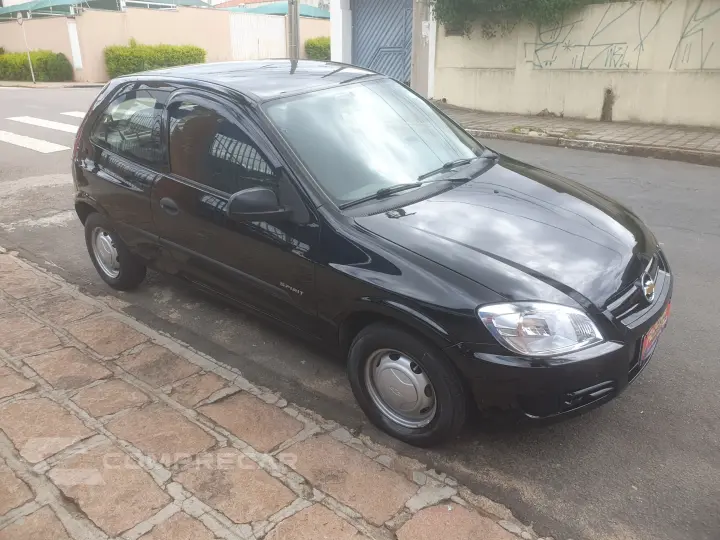 CELTA 1.0 MPFI Spirit 8V