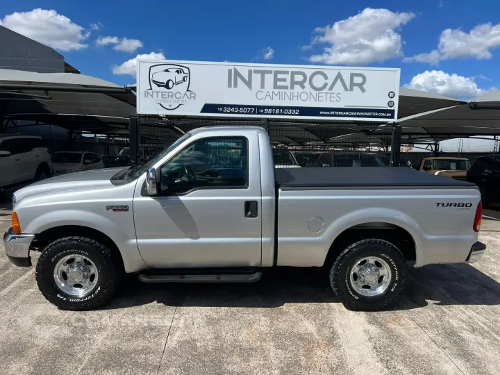F-250 4.2 XLT 4X2 CS V6