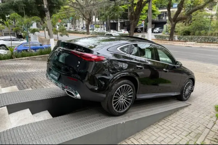 GLC 300 2.0 CGI Coupé AMG Line 4matic