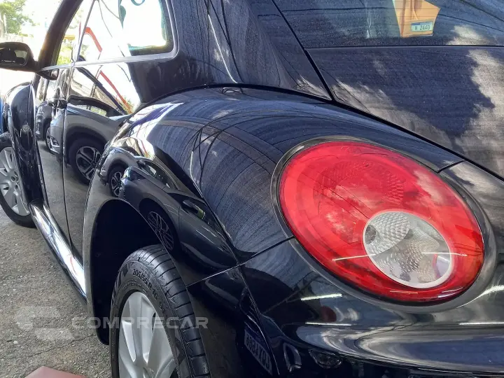 New Beetle 2.0 Mi 8V Gasolina 2P Automático