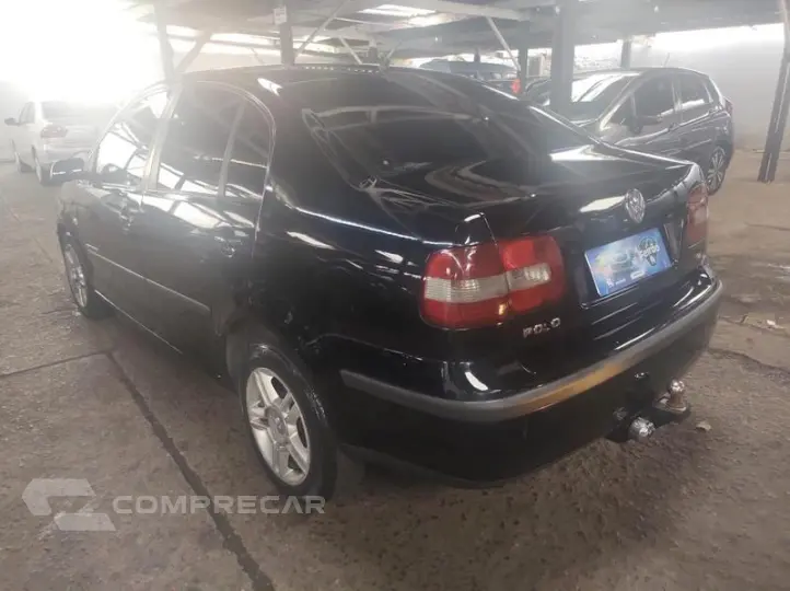 POLO SEDAN 1.6