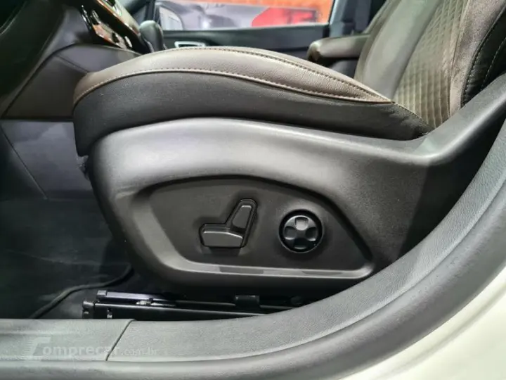 COMMANDER OVERLAND T270 1.3 TB FLEX AUT